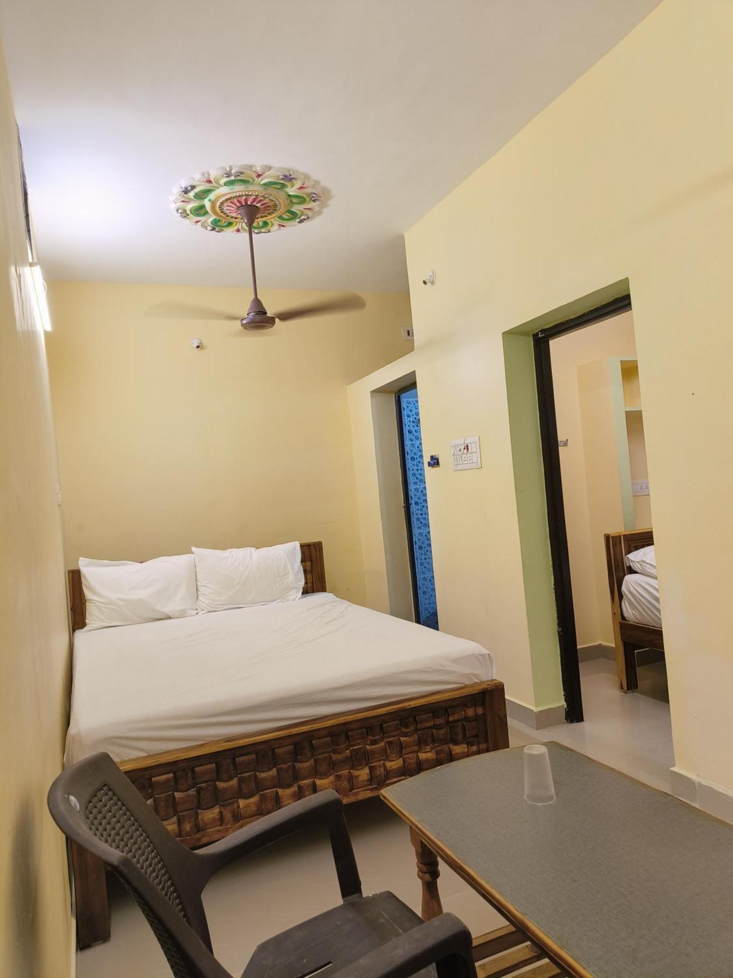 Liya Guest House Tiruvannāmalai Zewnętrze zdjęcie