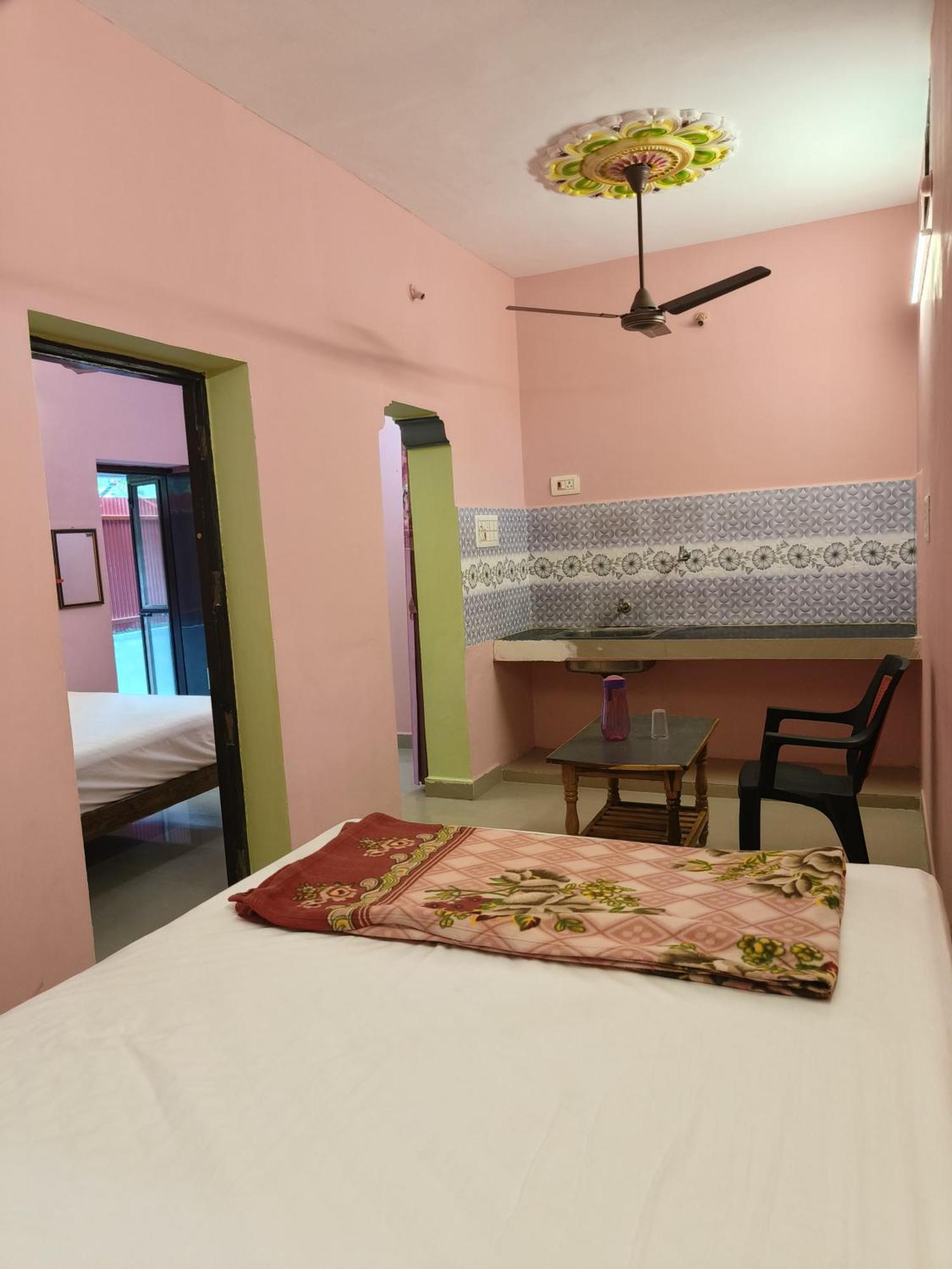 Liya Guest House Tiruvannāmalai Zewnętrze zdjęcie