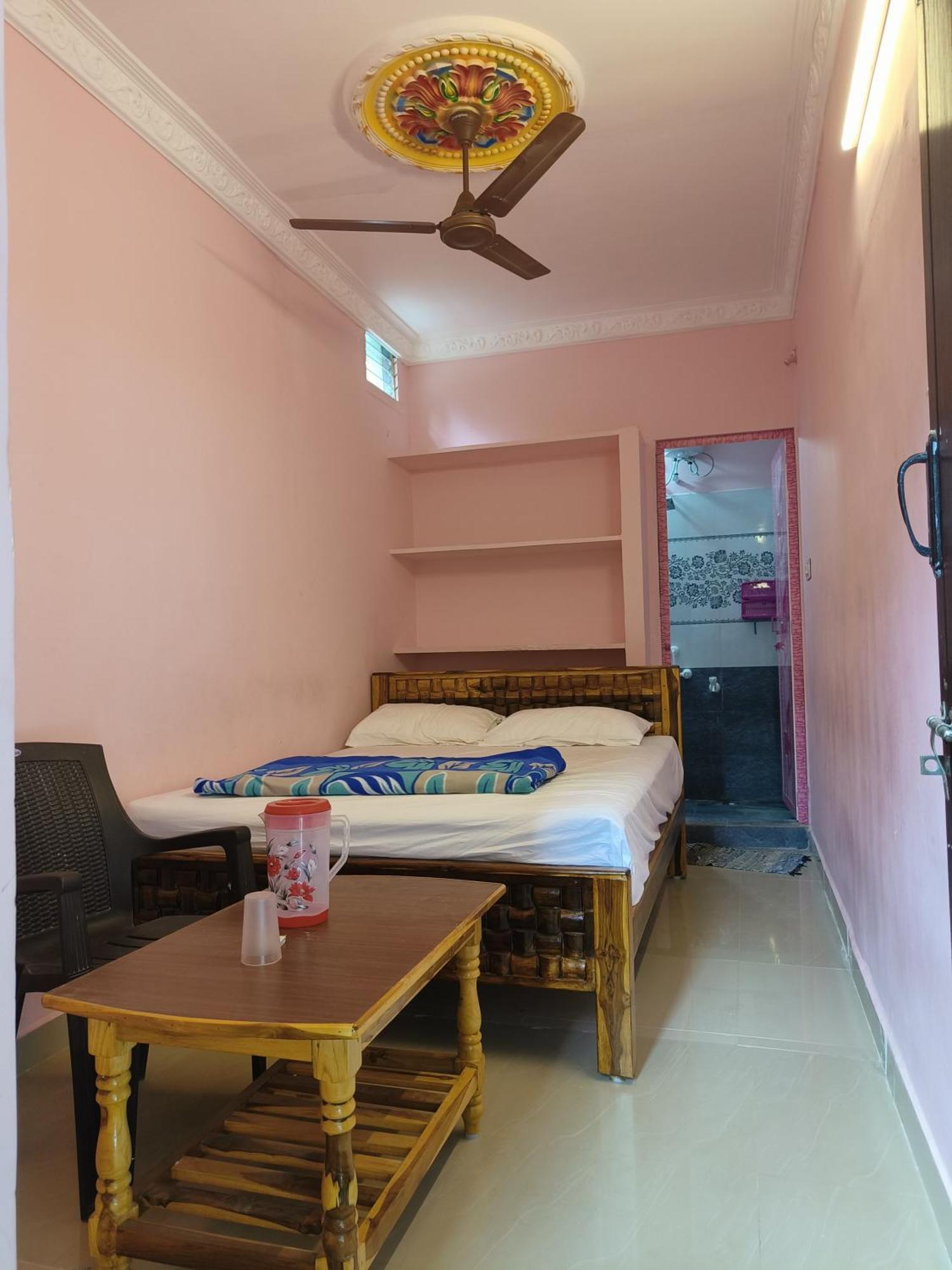 Liya Guest House Tiruvannāmalai Zewnętrze zdjęcie
